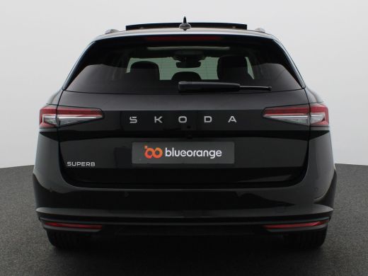 Skoda Superb Combi 1.5 TSI MHEV First Edition 150PK DSG Matrix-Led, Pano-Schuifdak, Side Assist, Stoelverwarmi... ActivLease financial lease