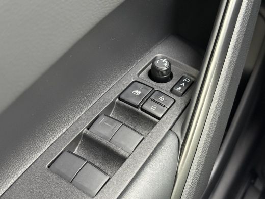 Toyota Corolla Cross Hybrid 140 Dynamic **NIEUWE AUTO/ MJ 2025/ DIRECT LEVERBAAR** ActivLease financial lease