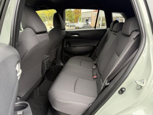 Toyota Corolla Cross Hybrid 140 Dynamic **NIEUWE AUTO/ MJ 2025/ DIRECT LEVERBAAR** ActivLease financial lease