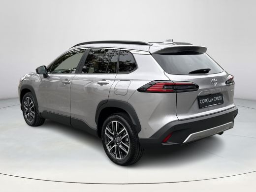 Toyota Corolla Cross Hybrid 180 Executive **NIEUWE AUTO/ PANORAMADAK/ MJ 2025/ DIRECT LEVERBAAR** ActivLease financial lease