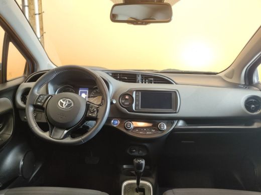 Toyota Yaris 1.5 Hybrid Dynamic dealer onderhouden 0124 carplay cruise | lichtmetalen velgen ActivLease financial lease