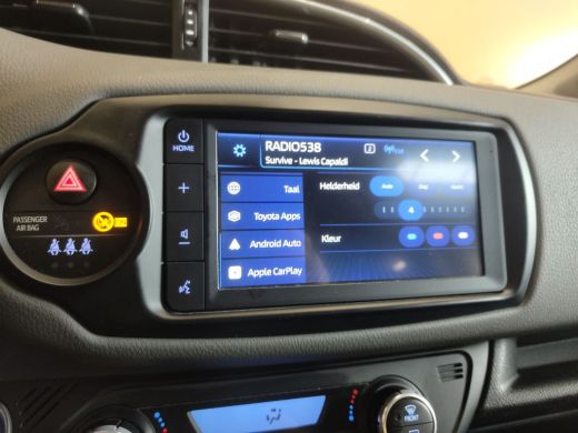 Toyota Yaris 1.5 Hybrid Dynamic dealer onderhouden 0124 carplay cruise | lichtmetalen velgen ActivLease financial lease