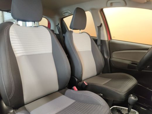 Toyota Yaris 1.5 Hybrid Dynamic dealer onderhouden 0124 carplay cruise | lichtmetalen velgen ActivLease financial lease