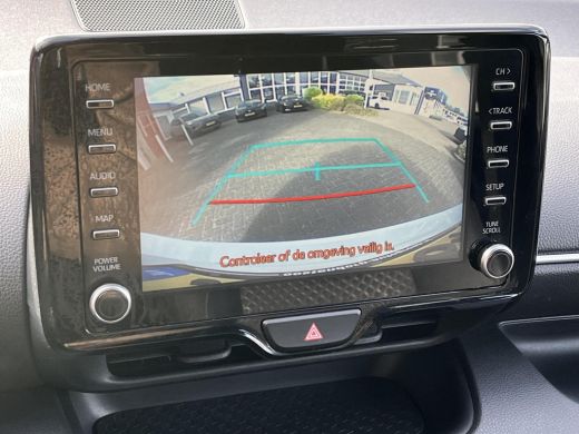 Toyota Yaris 1.5 Hybrid Executive | Bi-tone | Carplay | Head up display | Dode hoek detectie | 17 inch LM-velg... ActivLease financial lease