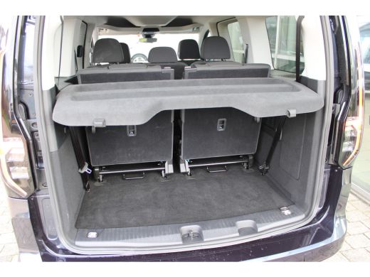 Volkswagen Caddy Kombi Maxi Life eHybrid | 150 pk | 7-zits | Cruise Control | Achteruitrijcamera | Full LED | Navi... ActivLease financial lease