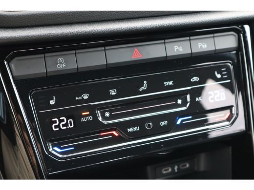 Volkswagen T-Roc 1.5 TSI R-Line Business 149PK | Achteruitrijcamera | R-Line exterieur | Trekhaak met afneembare k... ActivLease financial lease