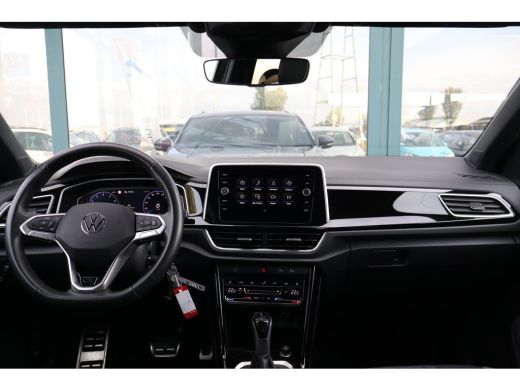Volkswagen T-Roc 1.5 TSI R-Line Business 149PK | Achteruitrijcamera | R-Line exterieur | Trekhaak met afneembare k... ActivLease financial lease