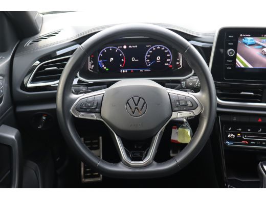 Volkswagen T-Roc 1.5 TSI R-Line Business 149PK | Achteruitrijcamera | R-Line exterieur | Trekhaak met afneembare k... ActivLease financial lease
