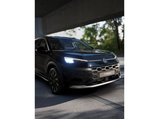 Volkswagen T-Roc Life First Edition | 'App-Connect' draadloze smartphone integratie | Automatische afstandsregelin... ActivLease financial lease