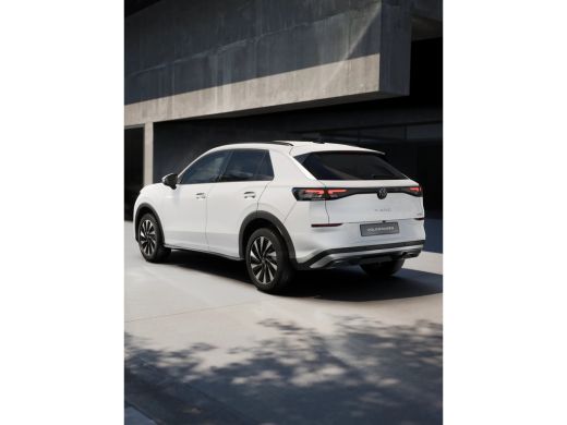 Volkswagen T-Roc Life First Edition | 'App-Connect' draadloze smartphone integratie | Automatische afstandsregelin... ActivLease financial lease