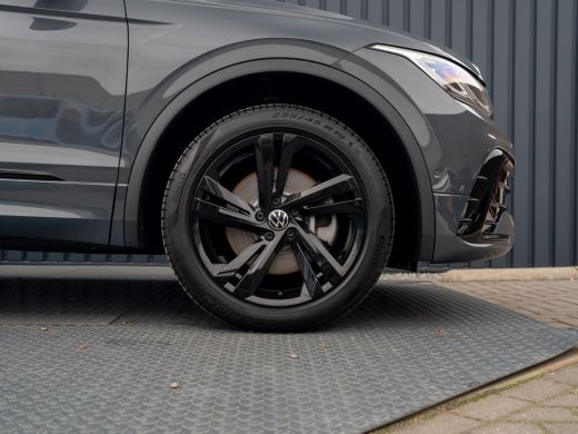 Volkswagen Tiguan 1.4 TSI eHybrid R-Line Business+ | Trekhaak wegkl. | Head Up | Keyless | Side Assist | Elk. A-kle... ActivLease financial lease