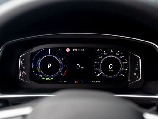 Volkswagen Tiguan 1.4 TSI eHybrid R-Line Business+ | Trekhaak wegkl. | Head Up | Keyless | Side Assist | Elk. A-kle... ActivLease financial lease