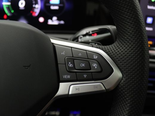 Volkswagen Tiguan 1.5 eHybrid R-Line Edition 272PK DSG Black Style, Pano-Schuifdak, 360gr. Camera, Matrix-LED, Stoe... ActivLease financial lease