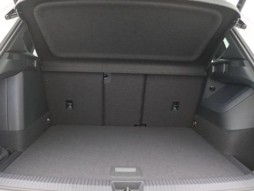 Volkswagen Tiguan 1.5 eHybrid R-Line Edition 272PK DSG Black Style, Pano-Schuifdak, 360gr. Camera, Matrix-LED, Stoe... ActivLease financial lease