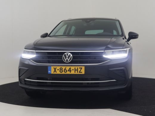 Volkswagen Tiguan 1.5 TSI 7-DSG Aut. Elegance l Slechts 22d km l Stoelverwarming l Adaptief Cruise Control l LED Ve... ActivLease financial lease