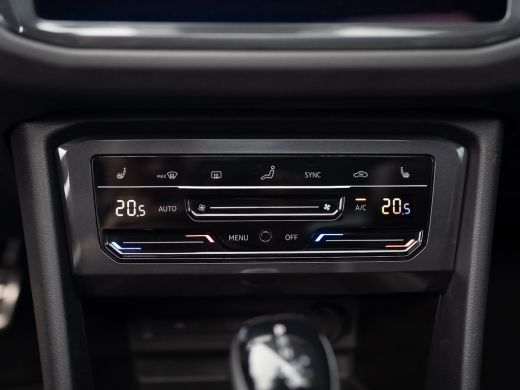 Volkswagen Tiguan 1.5 TSI R-Line Business+ | 360 camera | Trekhaak wegkl. | Panodak | Head Up | Side Assist | IQ Li... ActivLease financial lease