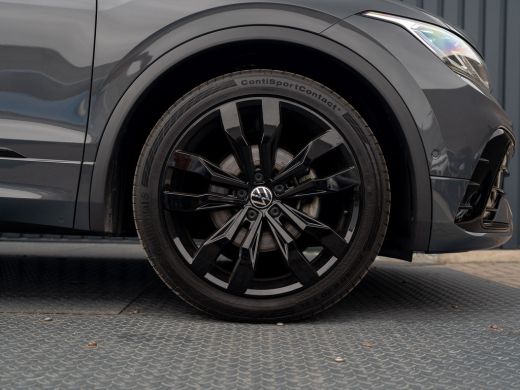 Volkswagen Tiguan 1.5 TSI R-Line Business+ | 360 camera | Trekhaak wegkl. | Panodak | Head Up | Side Assist | IQ Li... ActivLease financial lease