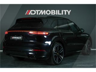 Porsche Cayenne 3.0 E-Hybrid | Sport Design & Chrono | | Panoramadak | ACC | Achterasbesturing