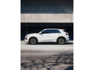 Volkswagen T-Roc Life First Edition | 'App-Connect' draadloze smartphone integratie | Automatische afstandsregelin...