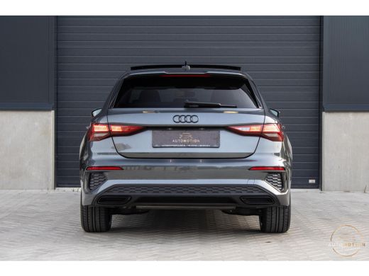 Audi A3 Sportback 45 TFSI e S edition Competition Pano Parkeerhulp S line Carplay ActivLease financial lease