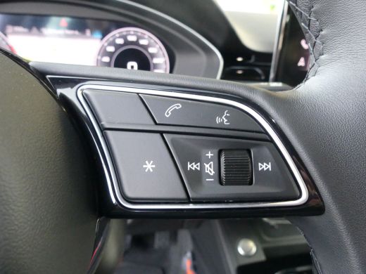 Audi A4 Avant 35 TFSI Advanced Edition | TREKHAAK | ELEKTRISCHE ACHTERKLEP | LED-VERLICHTING | ActivLease financial lease