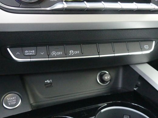 Audi A4 Avant 35 TFSI Advanced Edition | TREKHAAK | ELEKTRISCHE ACHTERKLEP | LED-VERLICHTING | ActivLease financial lease