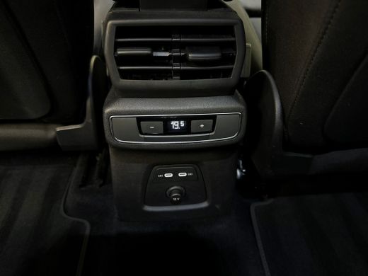 Audi Q4 e-tron 35 S-Line 55 kWh MMI navigatie plus / Smartphoneinterface / S line-exterieur / Assistentiepakket ... ActivLease financial lease