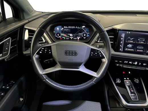 Audi Q4 e-tron 35 S-Line 55 kWh MMI navigatie plus / Smartphoneinterface / S line-exterieur / Assistentiepakket ... ActivLease financial lease