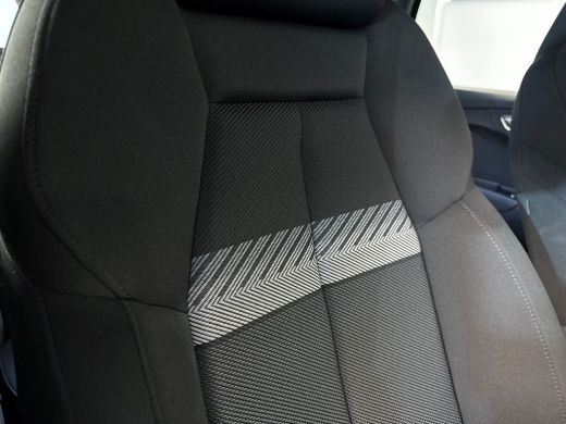 Audi Q4 e-tron 35 S-Line 55 kWh MMI navigatie plus / Smartphoneinterface / S line-exterieur / Assistentiepakket ... ActivLease financial lease