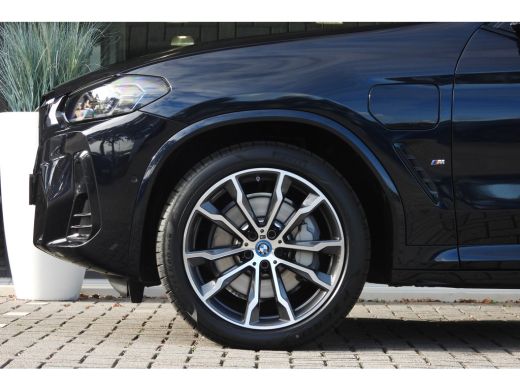 BMW X3 xDrive30e High Executive M Sport Automaat / Panoramadak / M Sportstoelen / Comfort Access / Adapt... ActivLease financial lease