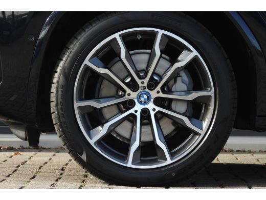 BMW X3 xDrive30e High Executive M Sport Automaat / Panoramadak / M Sportstoelen / Comfort Access / Adapt... ActivLease financial lease