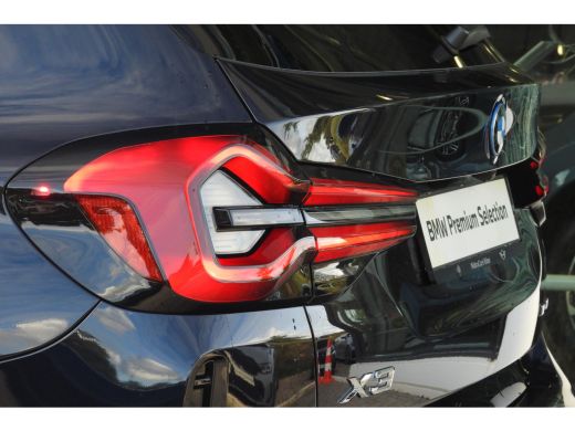 BMW X3 xDrive30e High Executive M Sport Automaat / Panoramadak / M Sportstoelen / Comfort Access / Adapt... ActivLease financial lease