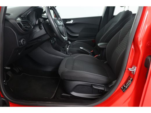 Ford Fiesta 1.0 EcoBoost Titanium Navigatie | Climate control | Led Koplampen | Dealer onderhouden | ActivLease financial lease