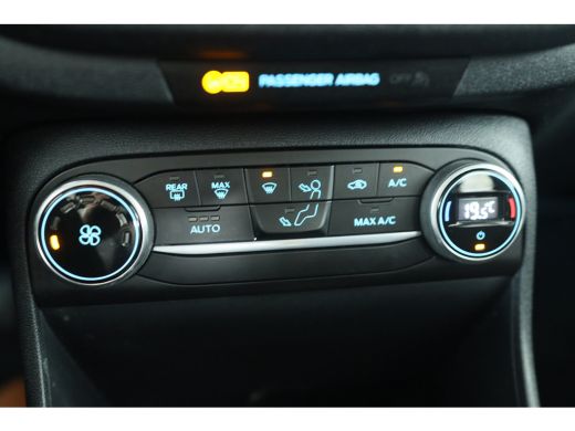 Ford Fiesta 1.0 EcoBoost Titanium Navigatie | Climate control | Led Koplampen | Dealer onderhouden | ActivLease financial lease