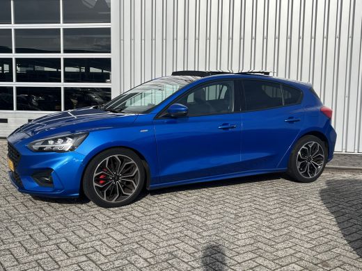 Ford Focus 1.0 EcoBoost ST Line Business l Panoramadak l Bang & Olufsen Sound l Camera l Stoelverwarming l C... ActivLease financial lease