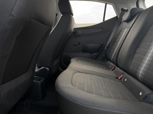 Hyundai i10 1.0 Comfort | Airco | Achteruitrijcamera | Active lane-keeping | Navigatie | Apple carplay/ Andro... ActivLease financial lease