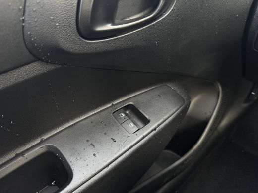 Hyundai i10 1.0 Comfort | Airco | Achteruitrijcamera | Active lane-keeping | Navigatie | Apple carplay/ Andro... ActivLease financial lease