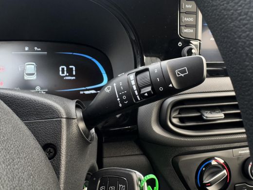 Hyundai i10 1.0 Comfort | Airco | Achteruitrijcamera | Active lane-keeping | Navigatie | Apple carplay/ Andro... ActivLease financial lease