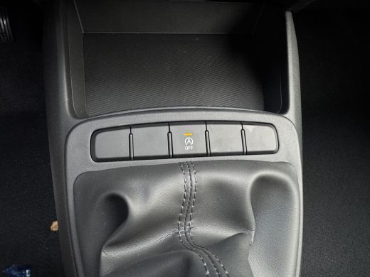 Hyundai i10 1.0 Comfort Smart | Airco | Achteruitrijcamera | Lederen stuurwiel | Active lane-keeping | Naviga... ActivLease financial lease