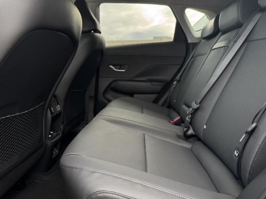Hyundai Kona Premium 65.4 kWh | Elektrische stoelen | Stoelgeheugen | Stoel/stuurverwarming | Stoelverkoeling ... ActivLease financial lease