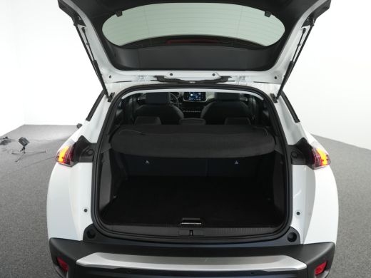 Peugeot 2008 1.2 PureTech Allure Pack | Achteruitrijcamera | Airco (automatisch) | Apple Carplay/Android Auto ActivLease financial lease