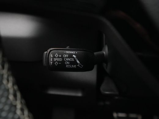 Skoda Karoq 1.5 TSI ACT 150pk DSG Sportline Business Navigatie Camera Acc Stoelverwarming 17 ActivLease financial lease