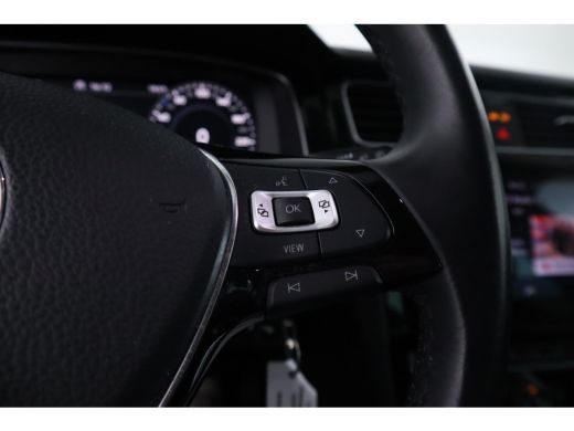 Volkswagen Golf 1.5 TSI Highline automaat, virtual cockpit, climate etc. ActivLease financial lease
