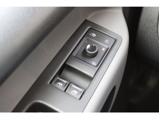 Volkswagen ID. Buzz Cargo Cargo 77 kWh 204 pk | 77 kWh | 204 pk | Trekhaak | Adaptive Cruise Control | Lichtmetalen velgen ... ActivLease financial lease