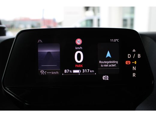 Volkswagen ID. Buzz Cargo Cargo 77 kWh 204 pk | 77 kWh | 204 pk | Trekhaak | Adaptive Cruise Control | Lichtmetalen velgen ... ActivLease financial lease