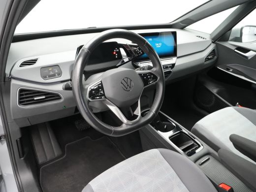 Volkswagen ID.3 Life 58 kWh 204pk Navigatie Stoelverwarming Acc Pdc 69 ActivLease financial lease