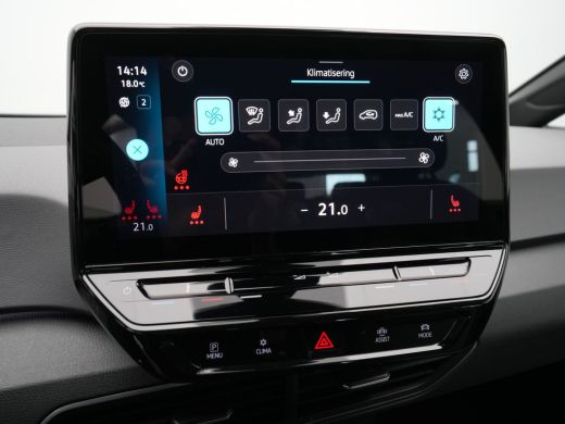 Volkswagen ID.3 Life 58 kWh 204pk Navigatie Stoelverwarming Acc Pdc 69 ActivLease financial lease