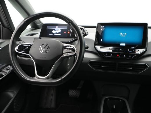 Volkswagen ID.3 Life 58 kWh 204pk Navigatie Stoelverwarming Acc Pdc 69 ActivLease financial lease