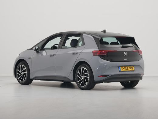 Volkswagen ID.3 Life 58 kWh 204pk Navigatie Stoelverwarming Acc Pdc 69 ActivLease financial lease