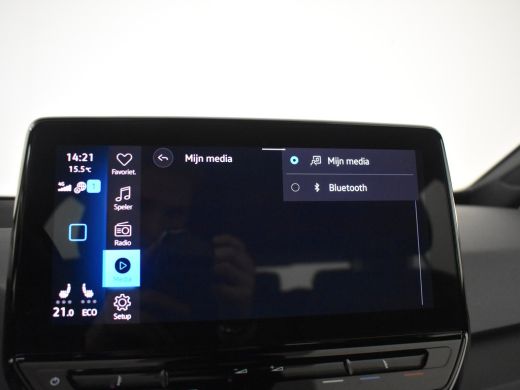 Volkswagen ID.3 Pure 45 kWh l Stoelverwarming l Adaptieve Cruise Control l Climate Control l Navigatie Full Map l... ActivLease financial lease